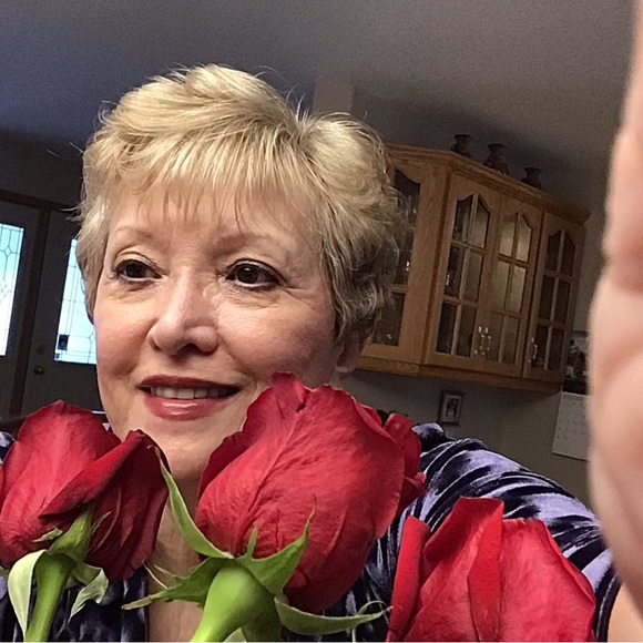 Meet your Posher, Mariateresa - Picture 3 of 4